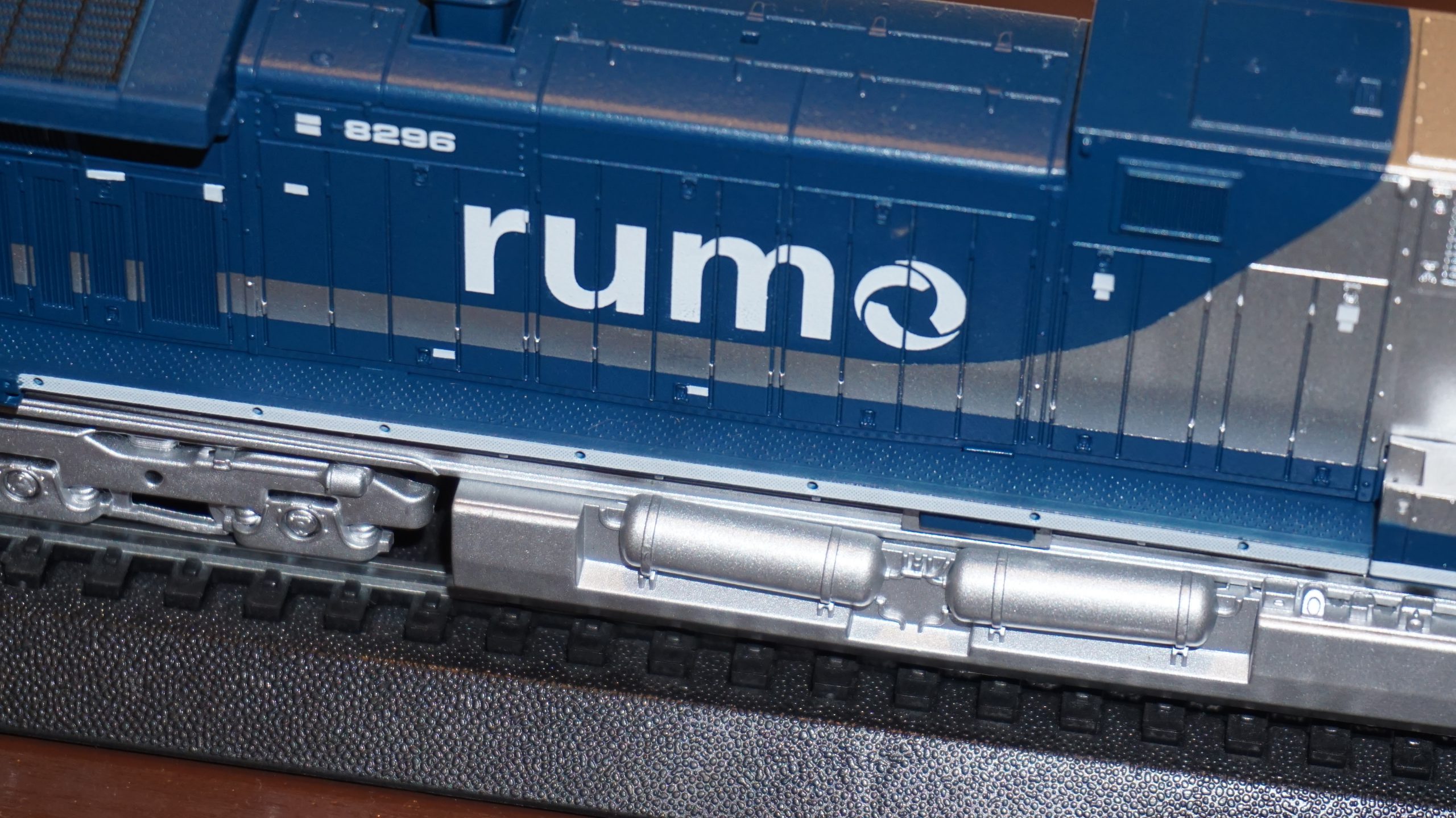 Lokomotywa Diesel AC44i RUMO Phase II 3073 HO 1:87 - obrazek 5