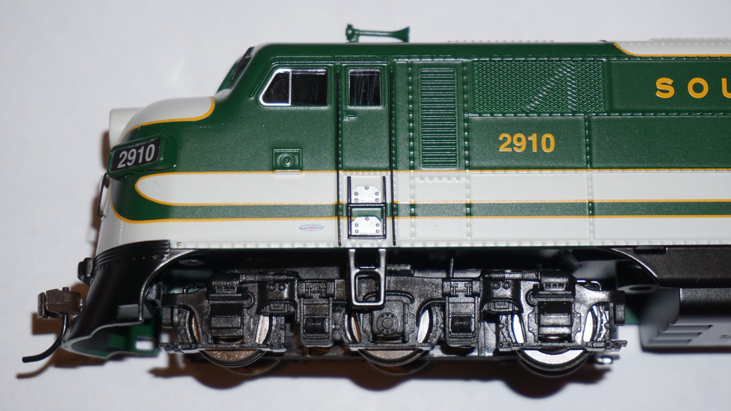 Lokomotywa Diesel E-7A SOUTHERN DCC & SOUND Bachmann HO 1:87 - obrazek 11