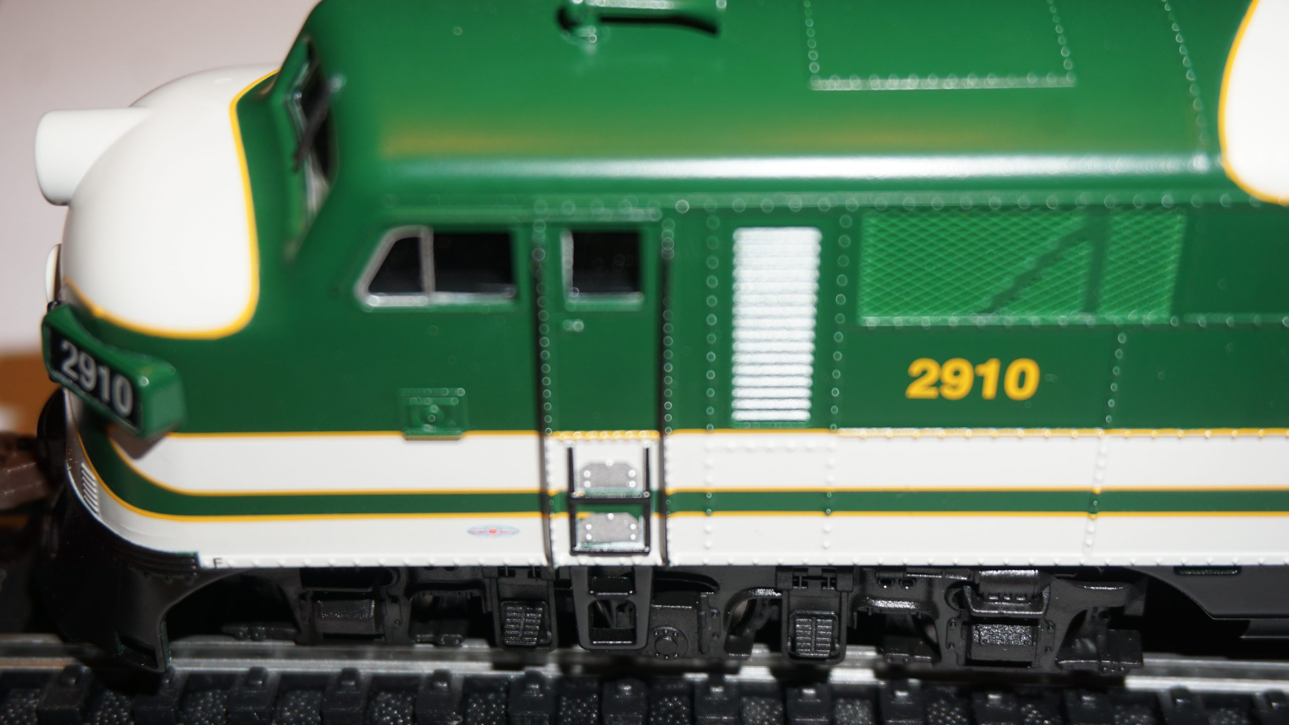 Lokomotywa Diesel E-7A SOUTHERN DCC & SOUND Bachmann HO 1:87 - obrazek 6