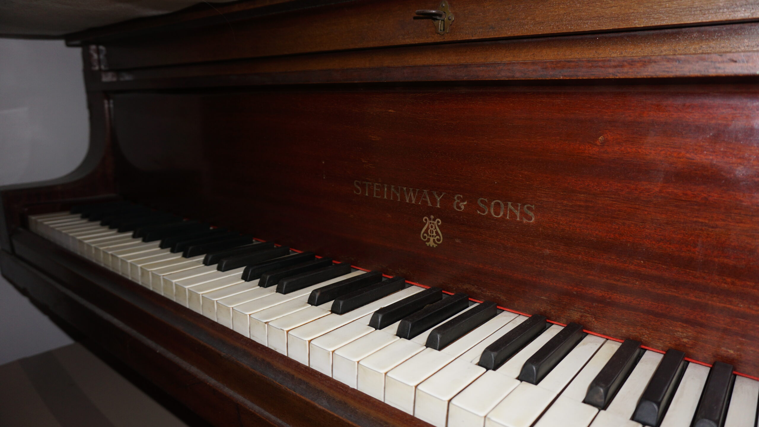 Fortepian Steinway & Sons O-180 Nr.174102 1915r.