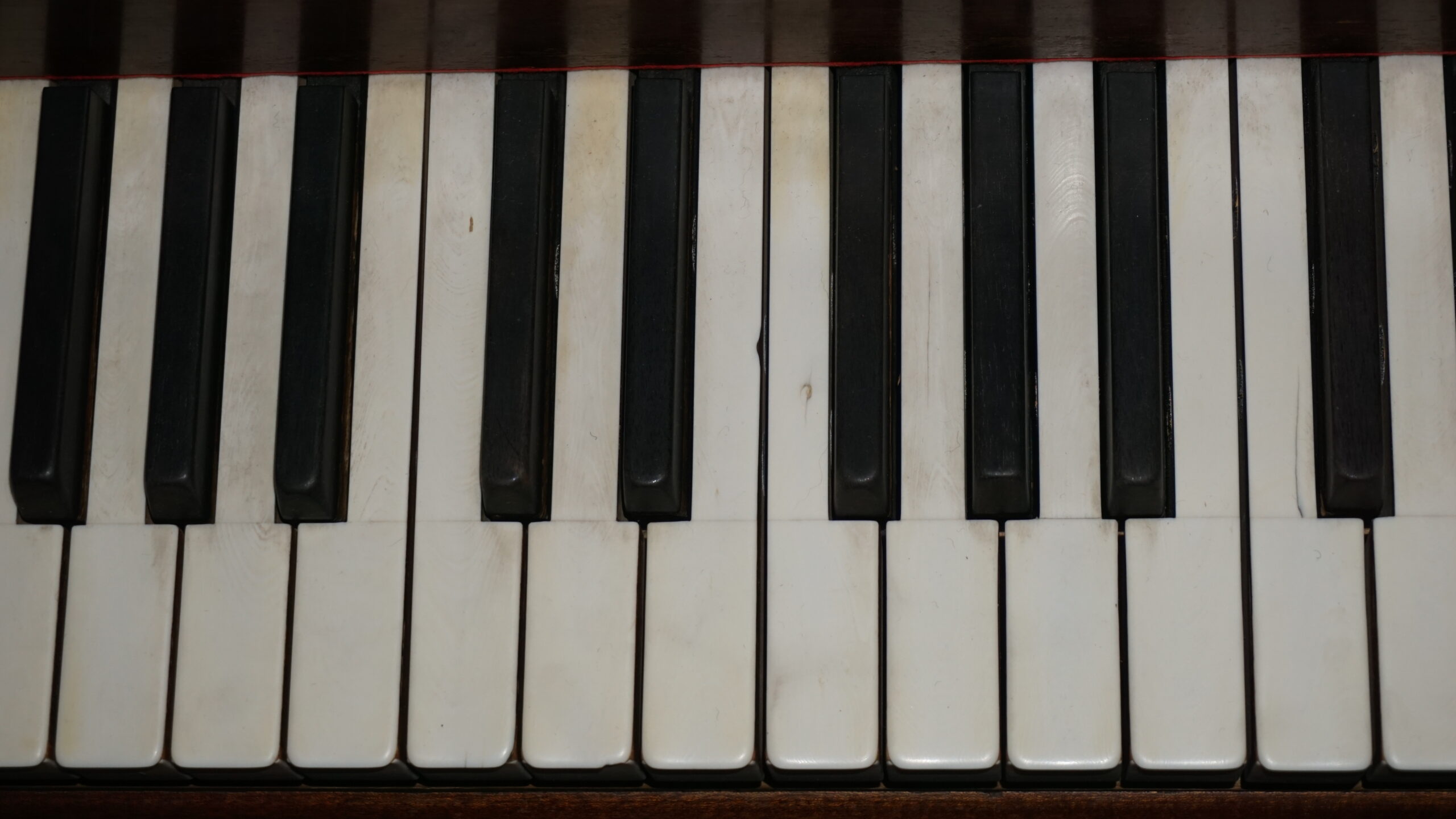 Fortepian Steinway & Sons O-180 Nr.174102 1915r. - obrazek 2