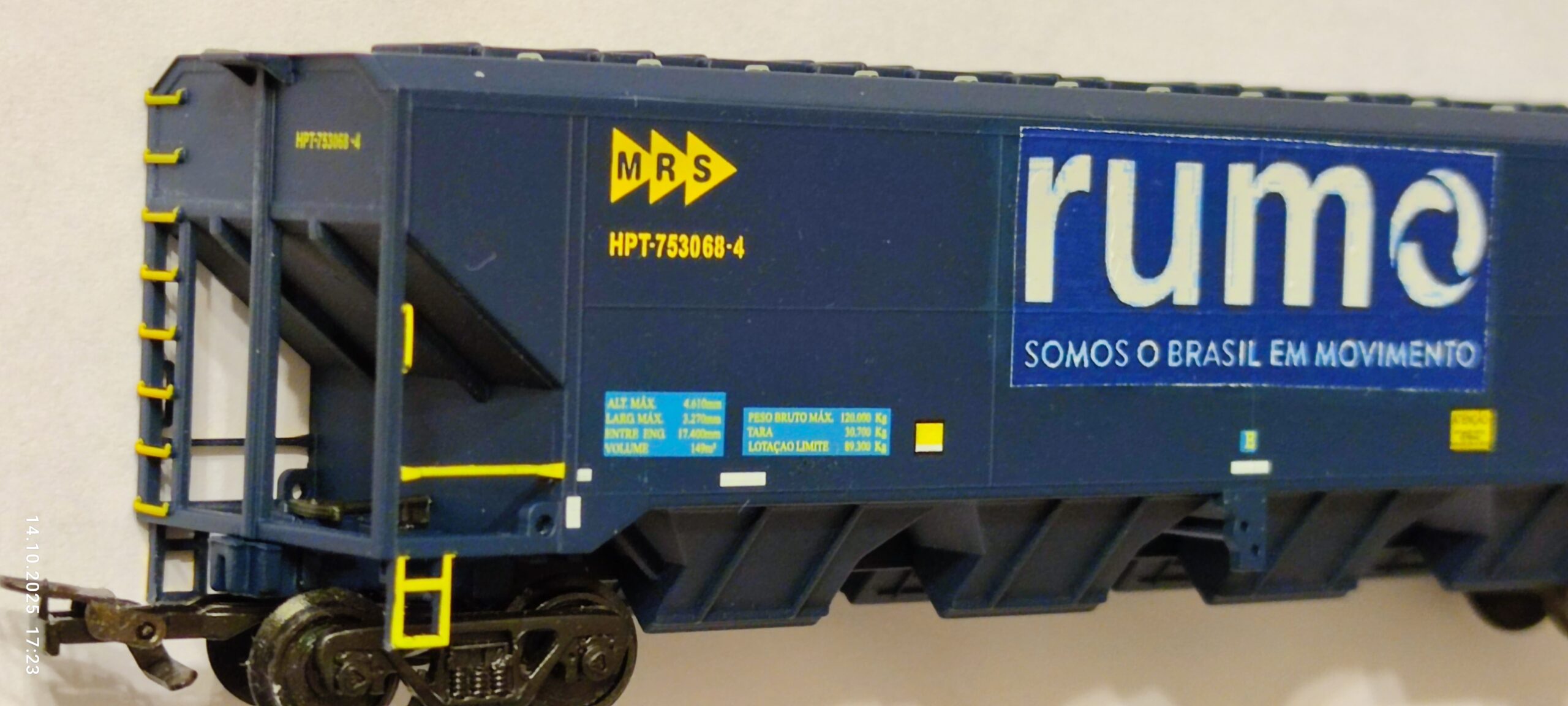 Wagon samowyładowczy RUMO 2050-C firmy Frateschi HO 1:87 - obrazek 8
