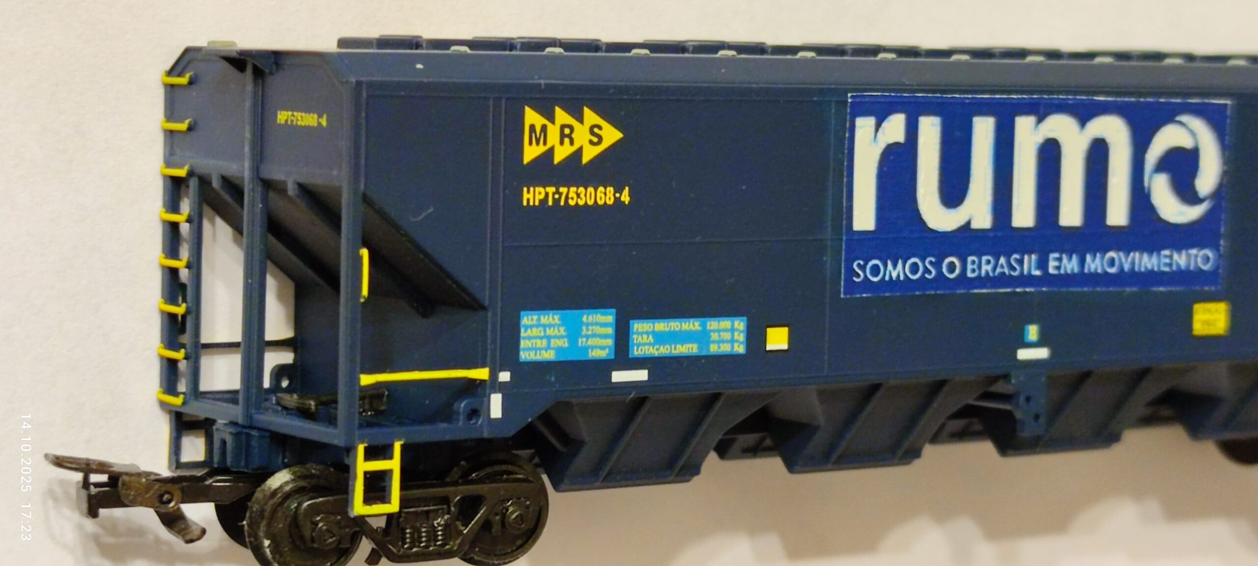 Wagon samowyładowczy RUMO 2050-C firmy Frateschi HO 1:87 - obrazek 7