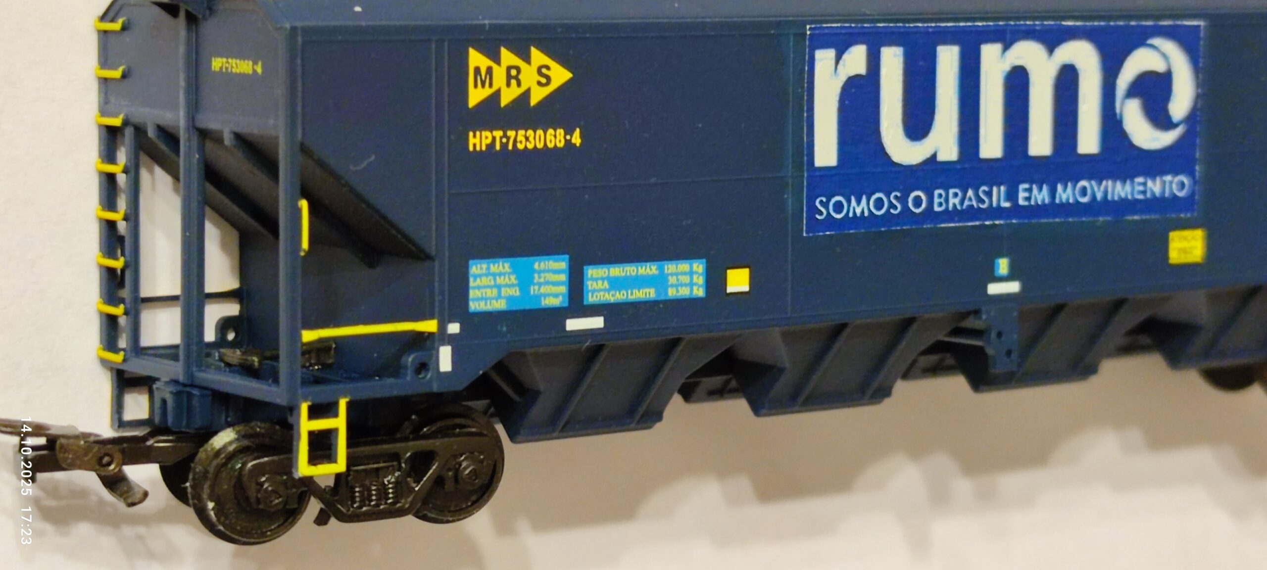 Wagon samowyładowczy RUMO 2050-C firmy Frateschi HO 1:87 - obrazek 6