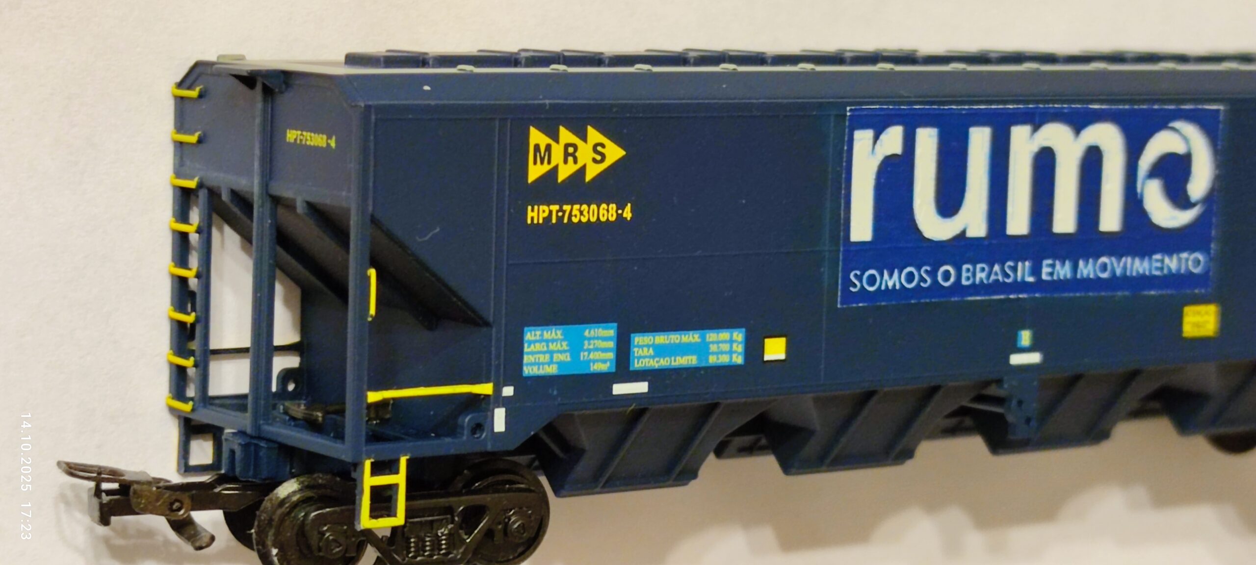 Wagon samowyładowczy RUMO 2050-C firmy Frateschi HO 1:87 - obrazek 5
